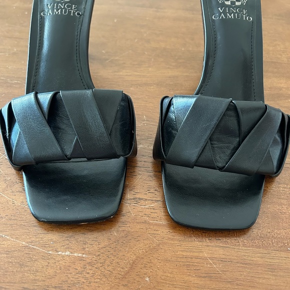 Vince Camuto kitten heel mule/sandal - Picture 7 of 7